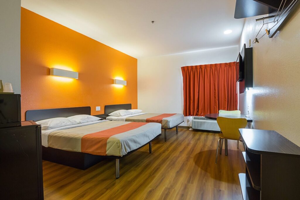 Motel 6 Dallas  Irving DFW Airport South - Image 3